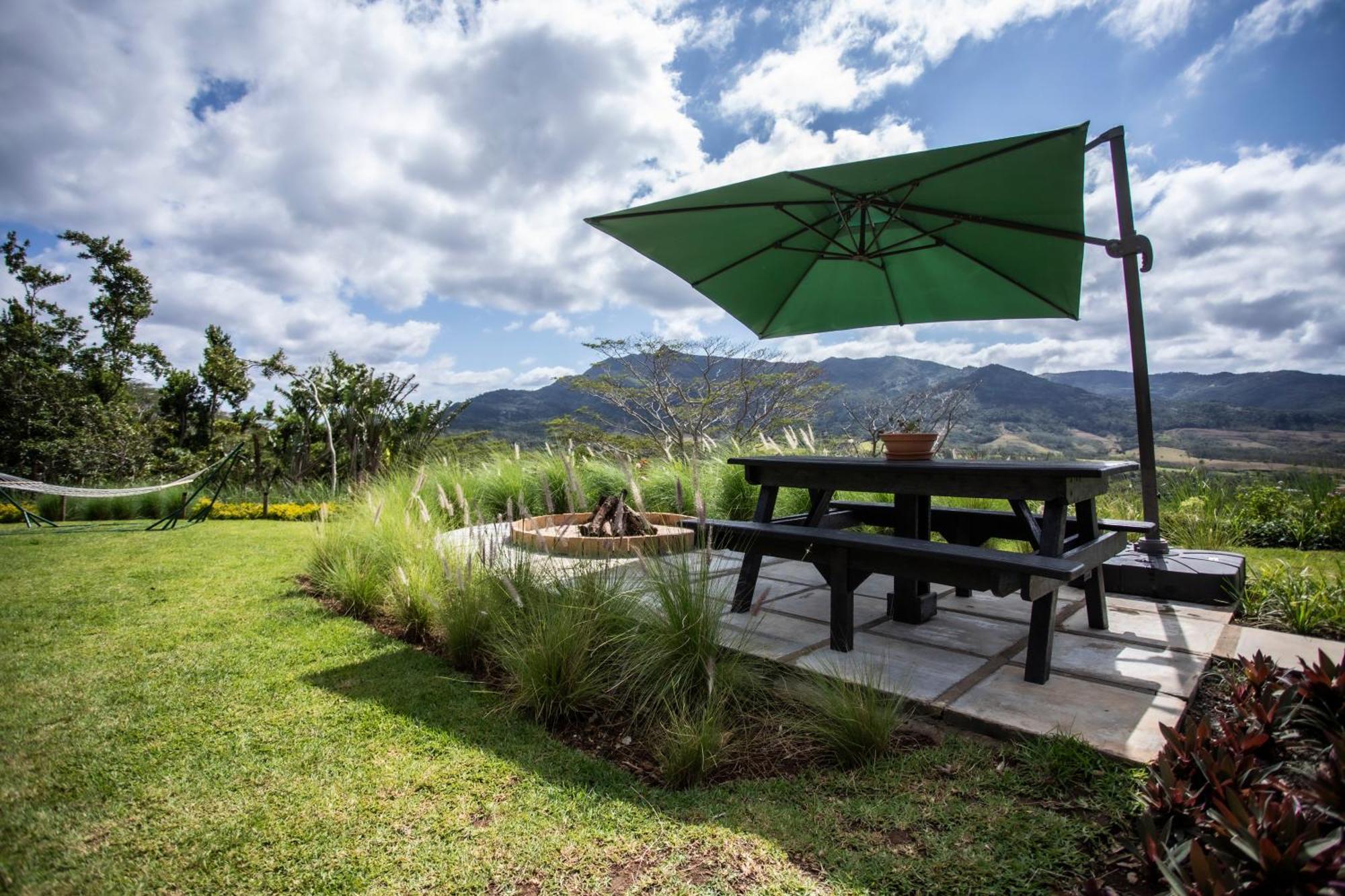 Green Cottage Chamarel Bagian luar foto
